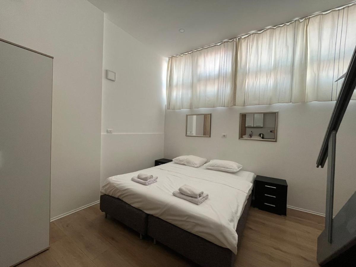 Apartmani Roza Pula Exterior photo